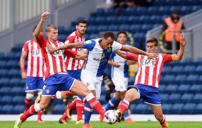 法甲领跑 法甲领跑